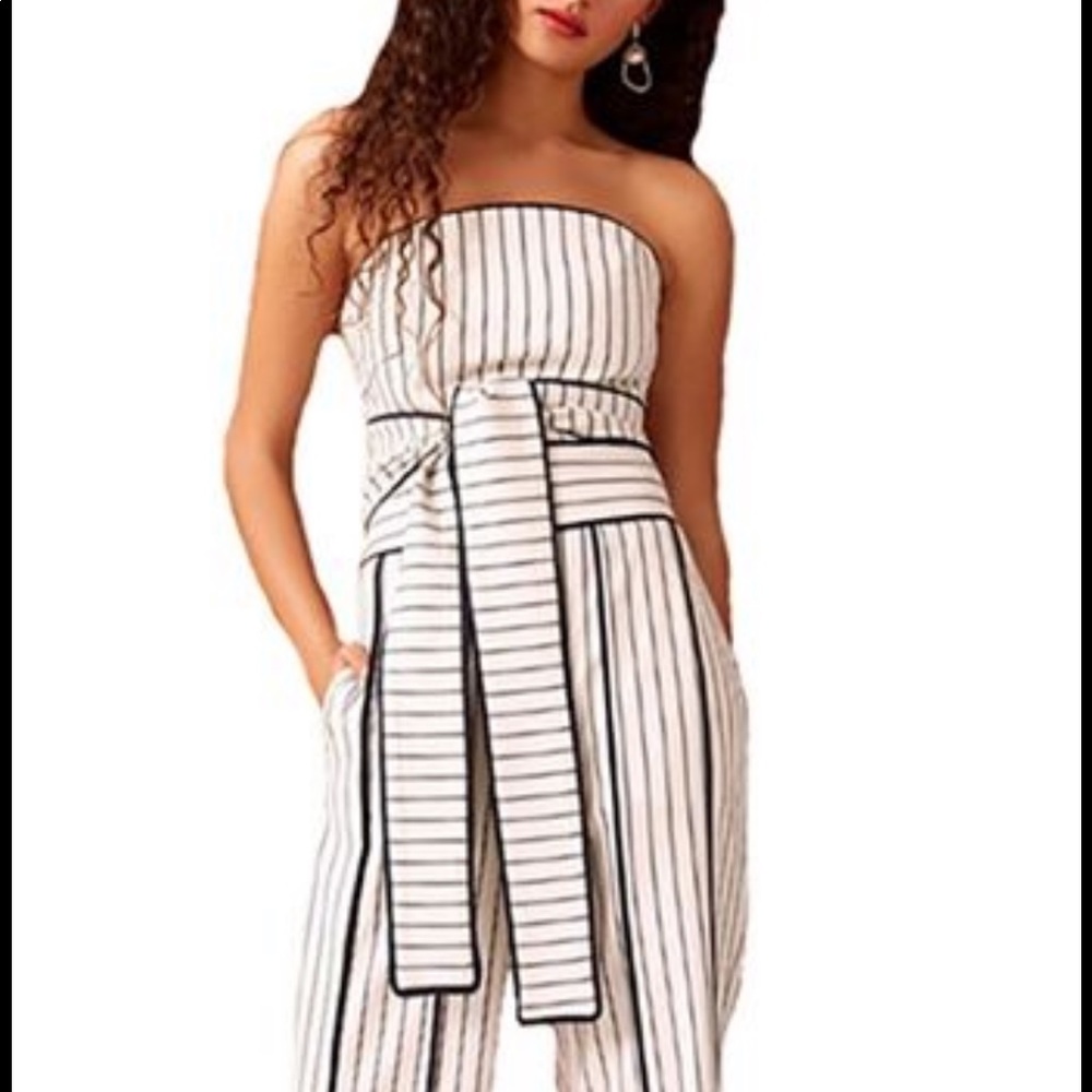 C/MEO Collective Effigurate crop top